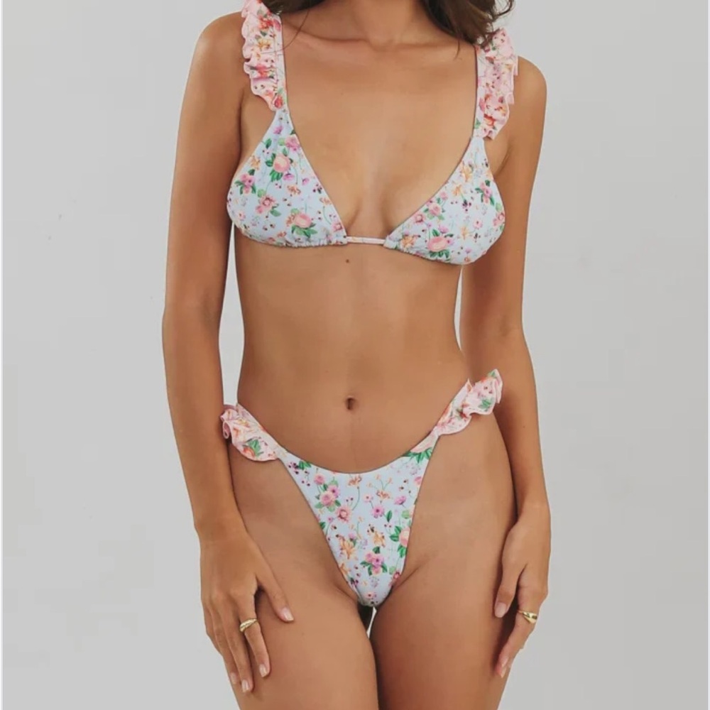 Blackbough swim Tessa ruffled blackbough triangle top and cheeky bottoms